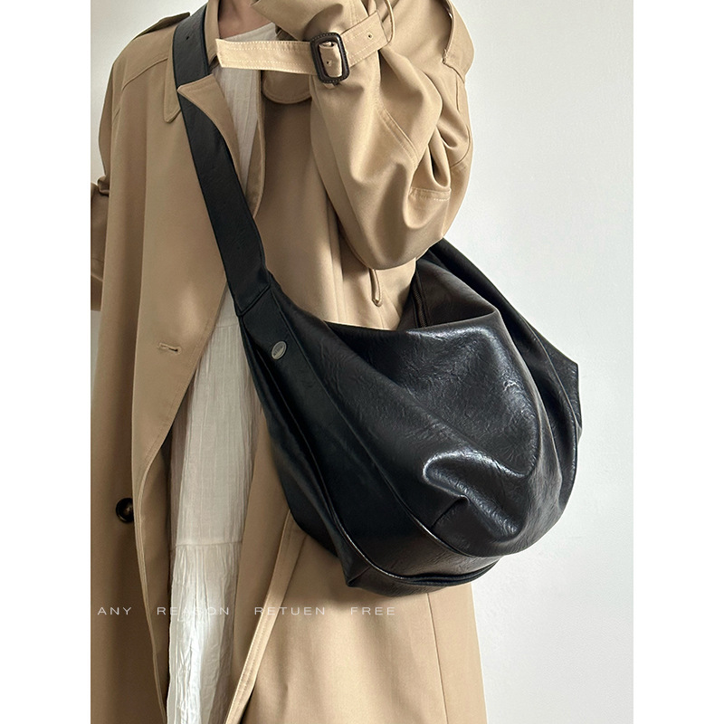 Luxury Bags Trend 2025 - CGCBAG 2025 Tas Tote Desainer Mewah